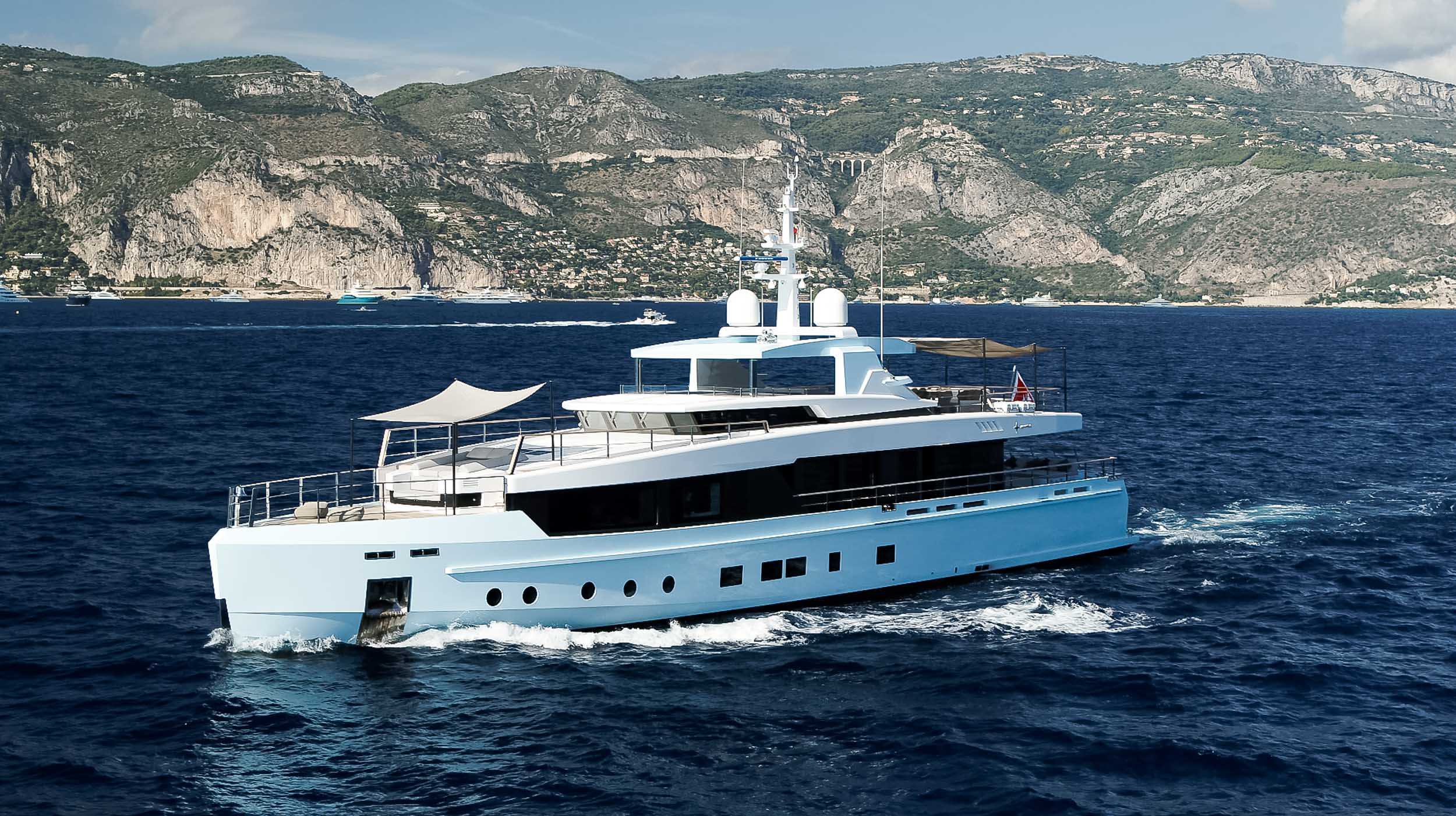 Motor Yacht SAGE for sale